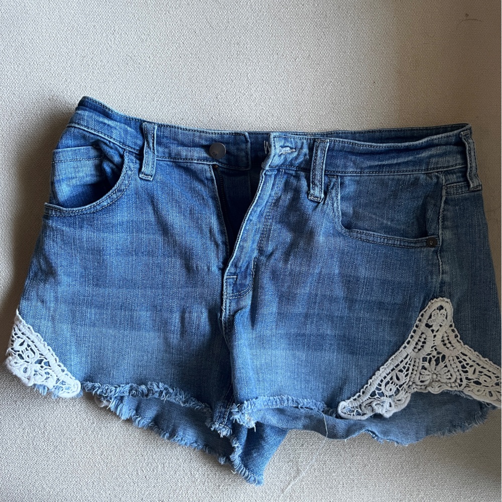 Mossimo Supply Co. Blue Denim Women's Shorts with Lace Detail